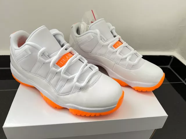 Nike wmns AIR JORDAN 11 RETRO LOW white citrus talla 40.5 NUEVO