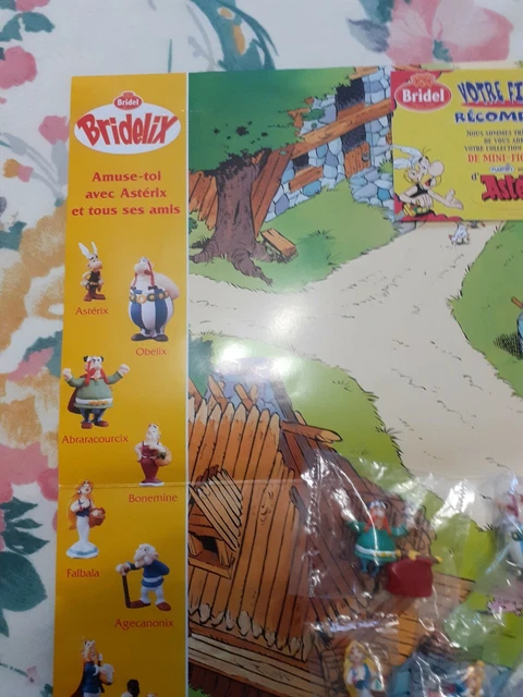 Pixi UDERZO Astérix Origine Série II / Les 10 références + Cléopâtre + présentoir décor