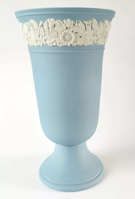 Wedgwood Azul Jasperware Jarrón 10th Aniversario Trb Chemedica