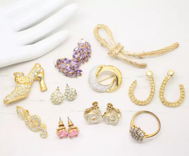 Vintage Jewellery Job Lot Brooches, Earrings, Rings - Crystal, Gold Plated ect