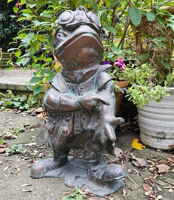 TOAD OF TOAD Hall Statues Wind in the Willows - Cast from Aluminium ...