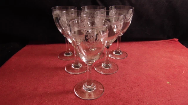 Service de 6 verres a porto / vin blanc en cristal de Saint Louis modèle Manon