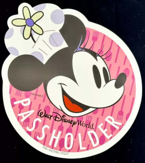 Walt Disney World 2018 Annual Passholder Chef Minnie Magnet AUTHENTIC WDW AP