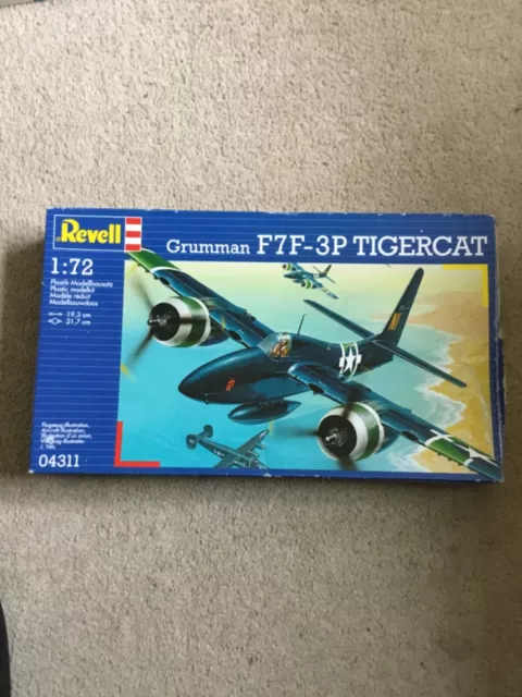 Revell | Grumman F7F-3P Tigercat | 04311 | 1:72 | Vintage 90's Kit