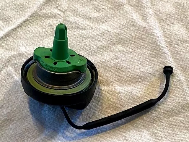 Gas Tank Lid Fuel Cap OEM BMW E38 E39 E46 E53 E60 E61 E64 E63 E65 E71 E85 E93 #2