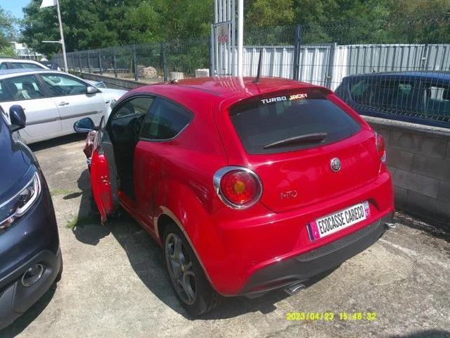 Radiateur D’eau Alfa Romeo Mito 1.6 – 51896964 (occasion, Bon état)