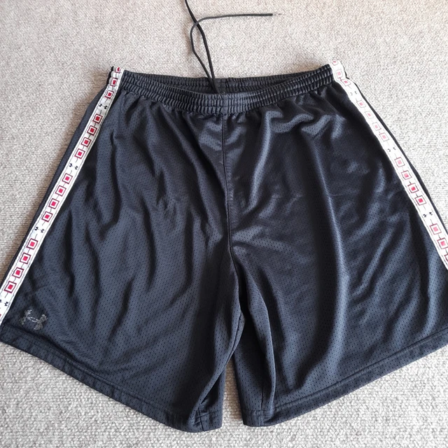 Under Armour Classic Shorts Adult XL Black Perforated Logo Trim Casual Men