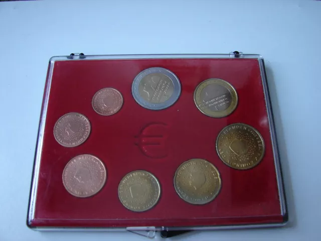 Euro Set Pays-Bas 2006. Les 8 Monnaies Avec Leur Boite.