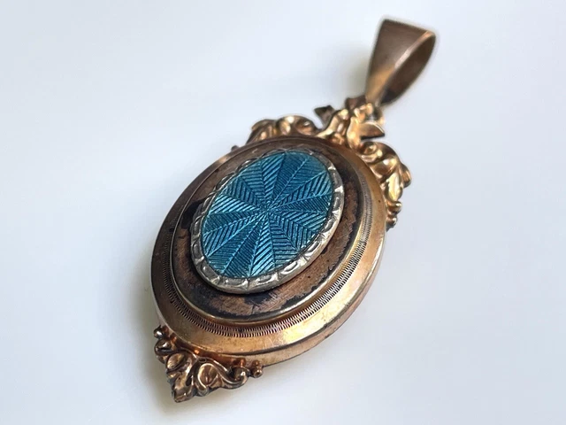 Reliquaire Pendentif Ancien Doré émaillé - Bijou Vintage à Médaillon