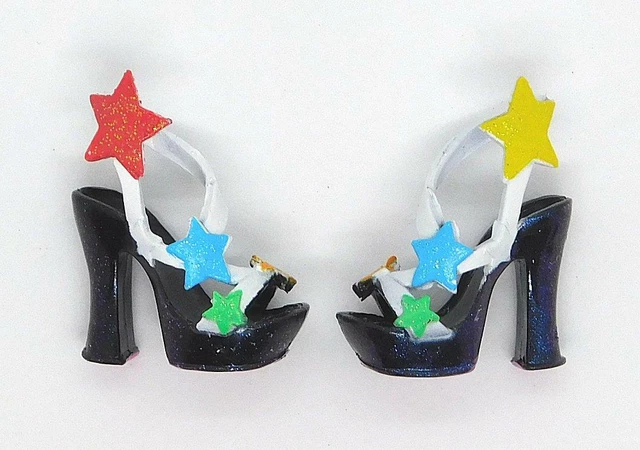 Rainbow High. Shoes for Avery Styles doll. Spare Accessories.