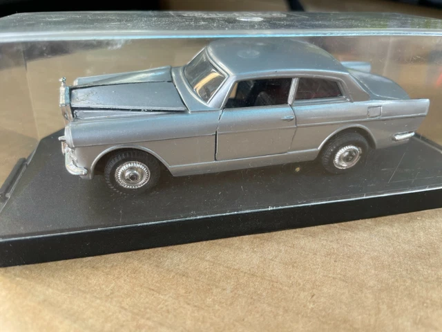 Rolls Royce Corniche Coupé (1972) True Scale TSM114316 1/43