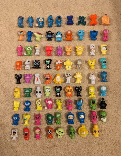 CRAZY BONES Aliens Glow Eyes Figure Mixed Lot X15 Great Condition