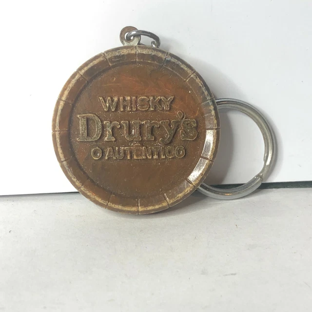 Vintage Drury's whisky advertising Keyring Barrel End design 38 mm diameter
