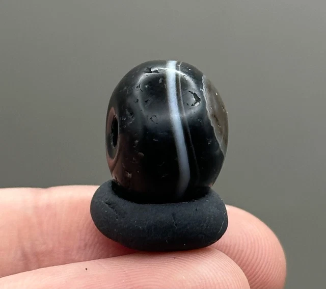 Very old unique indo tibetan sulaimani agate striped bead