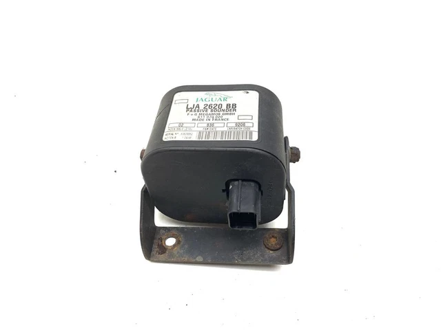 JAGUAR XK8 XKR 1998 Alarm System Siren LJA2620BB MGM28304 99 59 jaguar-xk8-xkr-1998-alarm-system-siren-lja2620bb-mgm28304-99-59