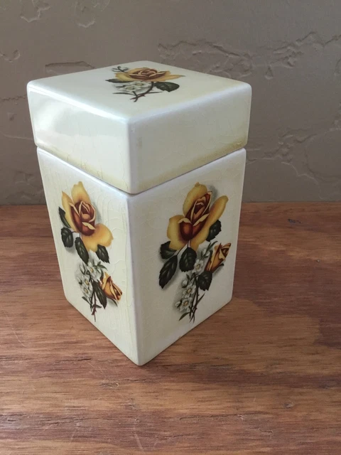 Crown Devon Fieldings  Pottery Vase 2