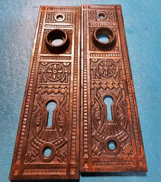 Antique Brass Eastlake Victorian Door Knob Backplate Set Hardware with Key Hole