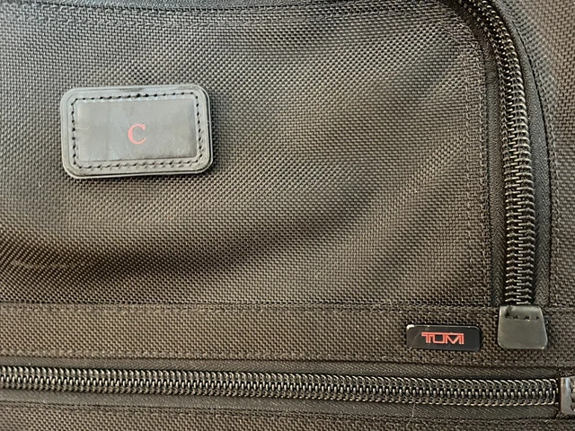 Tumi Alpha Continental Carry-On Expandable Black 22021DH Luggage Suitcase 21" 2w 2