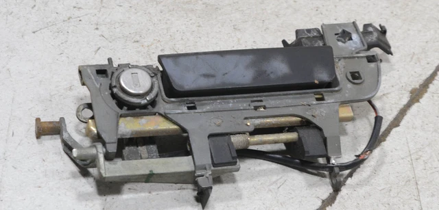 BMW E36 berlina 318i anno 96 porta maniglia esterna porta anteriore sinistra #104315-h548