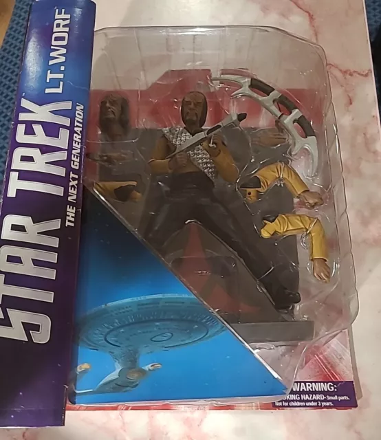 Star Trek Next Generation Lt. Worf Customizable Action Figure Diamond Select Toy