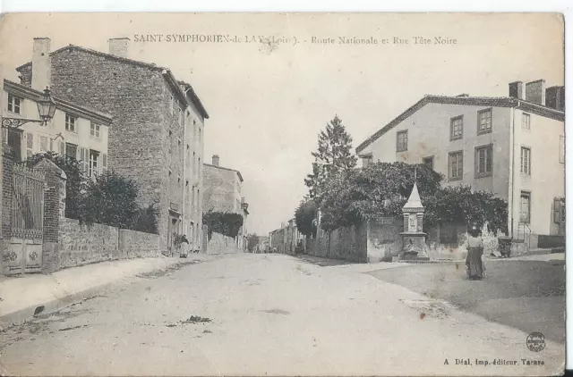 CPA - SAINT-SYMPHORIEN-DE-LAY (42) Route Nationale et rue Tête Noire - ANIMEE