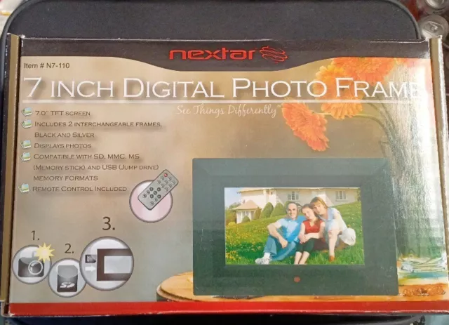 Nextar N7-110 7 Inch Digital Photo Frame (Open Box)