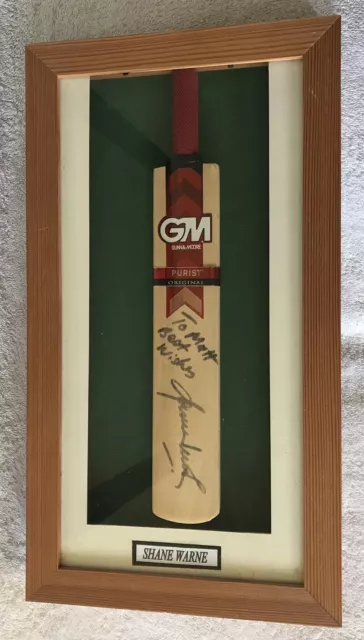 Shane Warne Signed & Framed Mini Cricket Bay By Gunn & Moore VERY RARE!