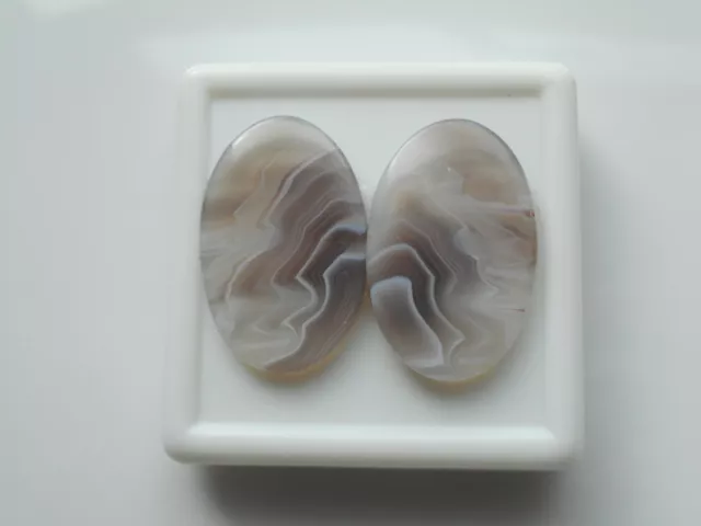 Botswana Agate cabochon pair,Oval 26x16x3.2mm.