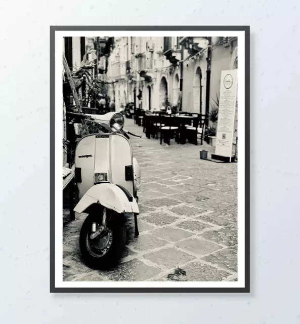 Poster 50x70 cm - Vespa PX / Living Sicily - LOCANDINA SCOOTER IDEA REGALO