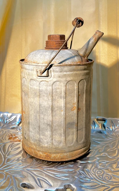 VINTAGE GALVANIZED METAL 1 Gallon Gas, Oil, Kerosene can with wooden