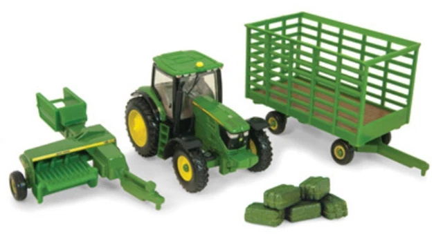 NEW John Deere 1/64 Scale 6210 Tractor with 338 Baler, Wagon, 6 Bales TBE45439