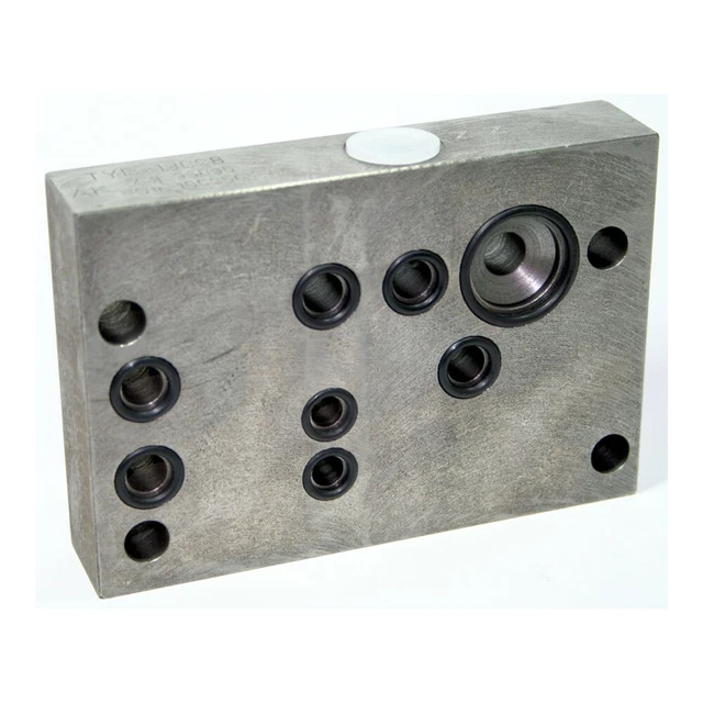 Piastra intermedia standard per Ford con ZZ - attacco - B