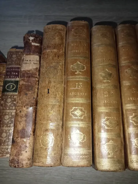 Lot de 10 Livres du XVIIIe Siècle 3