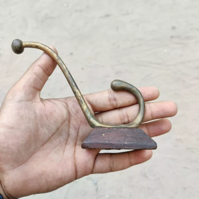 1920 Vintage Brass Wall Hanger Hook Home Decorative Wooden Base Rich Patina M415