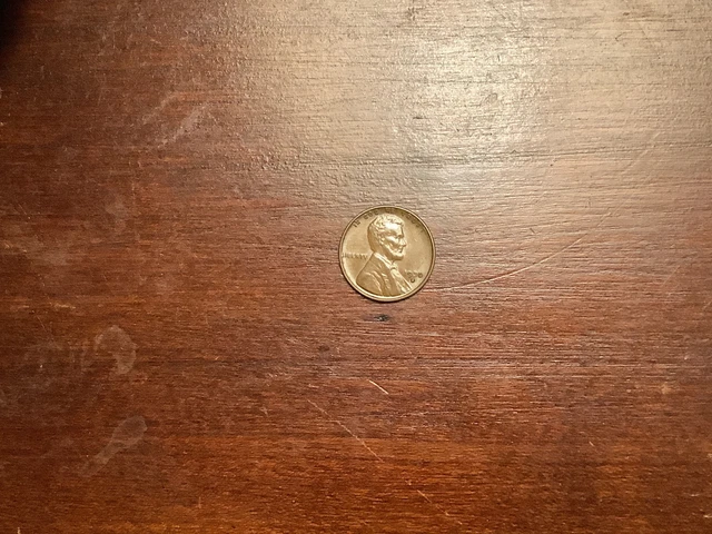 1930S bright BROWN to  RED BROWN BU  good detail Lincoln cent.