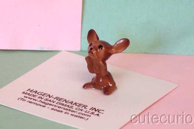 Hagen Renaker CHIHUAHUA PUPPY Brown # 338-1 ceramic dog figurine