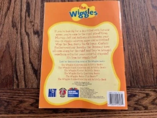 THE WIGGLES A Bonus Fun Book Hey Hey It’s A Wiggly Day 2004 New ...