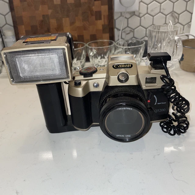 VINTAGE CANON Q5200 Red Eye Reduction Focus Free Motor Drive 35mm