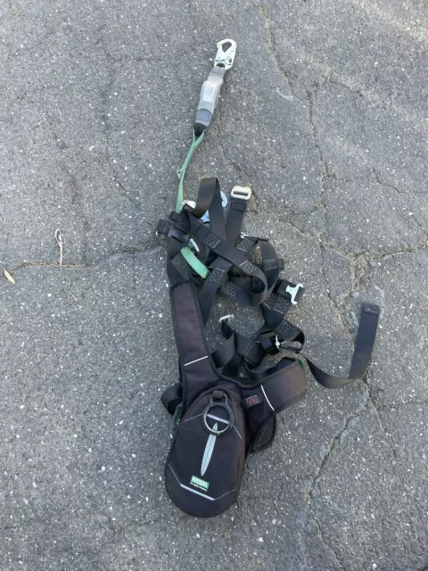 MSA V-FORM+™ Full Body Harness with Shoulder Padding
