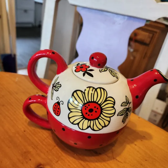 ' Lucky lady' Burton + Burton Ceramic Teapot duo pot/cup red large daisy
