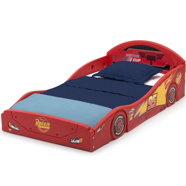 BOYS DISNEY PIXAR Cars Lightning McQueen Plastic Toddler Race Car Bed