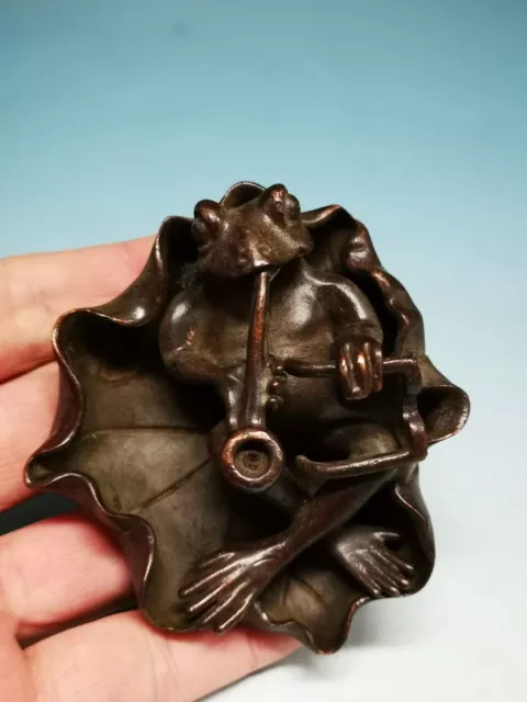 .Classical Chinese Collection Refined Copper Exorcism Frogs smoke Ornament y77