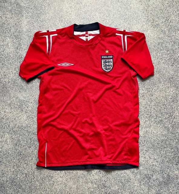 Maillot De Foot Angleterre 2006/2008 Umbro - Numéro 4 Steven Gerrard - Taille M - Occasion