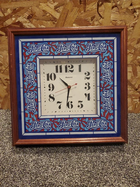 Vintage Pepsi Cola Hanover Quartz Clock 1990 WORKING
