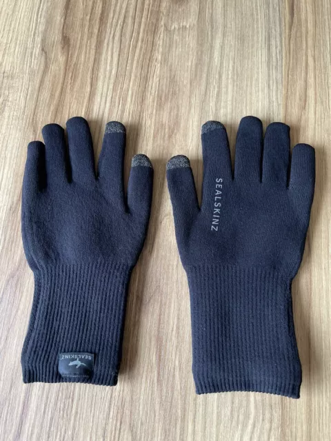 Sealskinz sale helvellyn gloves