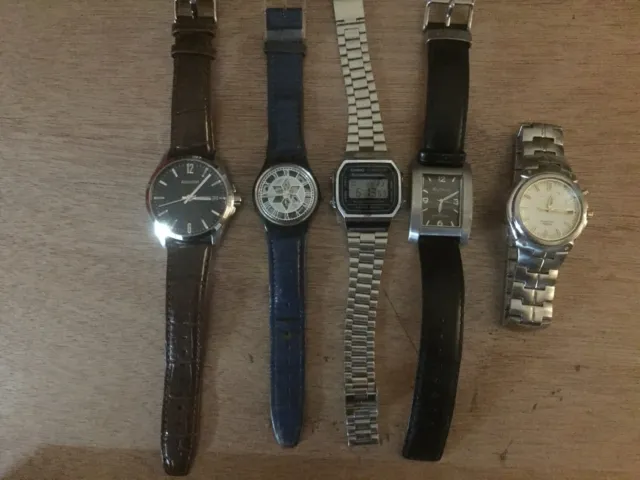 Joblot of 5 x Mens Quartz Watches Seiko-Casio-Swatch-etc Spares or Repairs