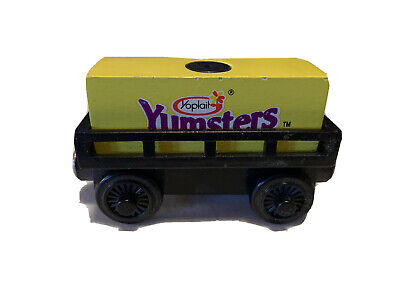 thomas wooden cargo car