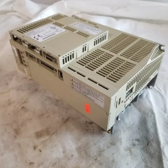 Yaskawa Electric Corp. SGDH-20DE Servopack