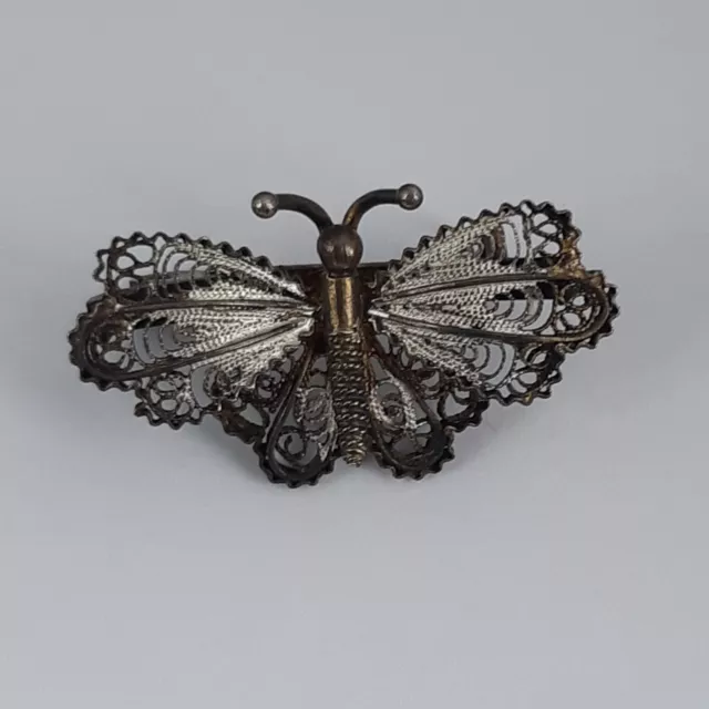 Antique 800 Silver Filigree Butterfly Brooch C Clasp 2.95g 3 cm wide