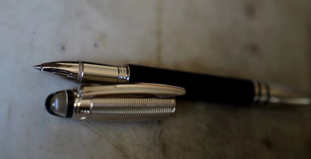 Stylo Bille Jorg Hysek En Résine Noire Et Chrome - Finition Godronnée Avec étui - Occasion